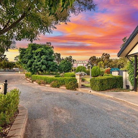 Burringa Garden Motel Wagga Wagga Exterior foto