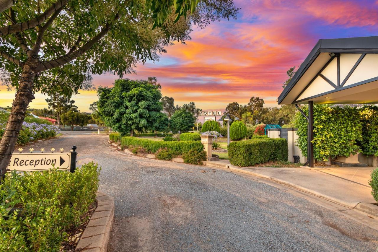 Burringa Garden Motel Wagga Wagga Exterior foto