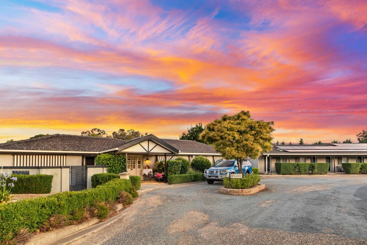 Burringa Garden Motel Wagga Wagga Exterior foto